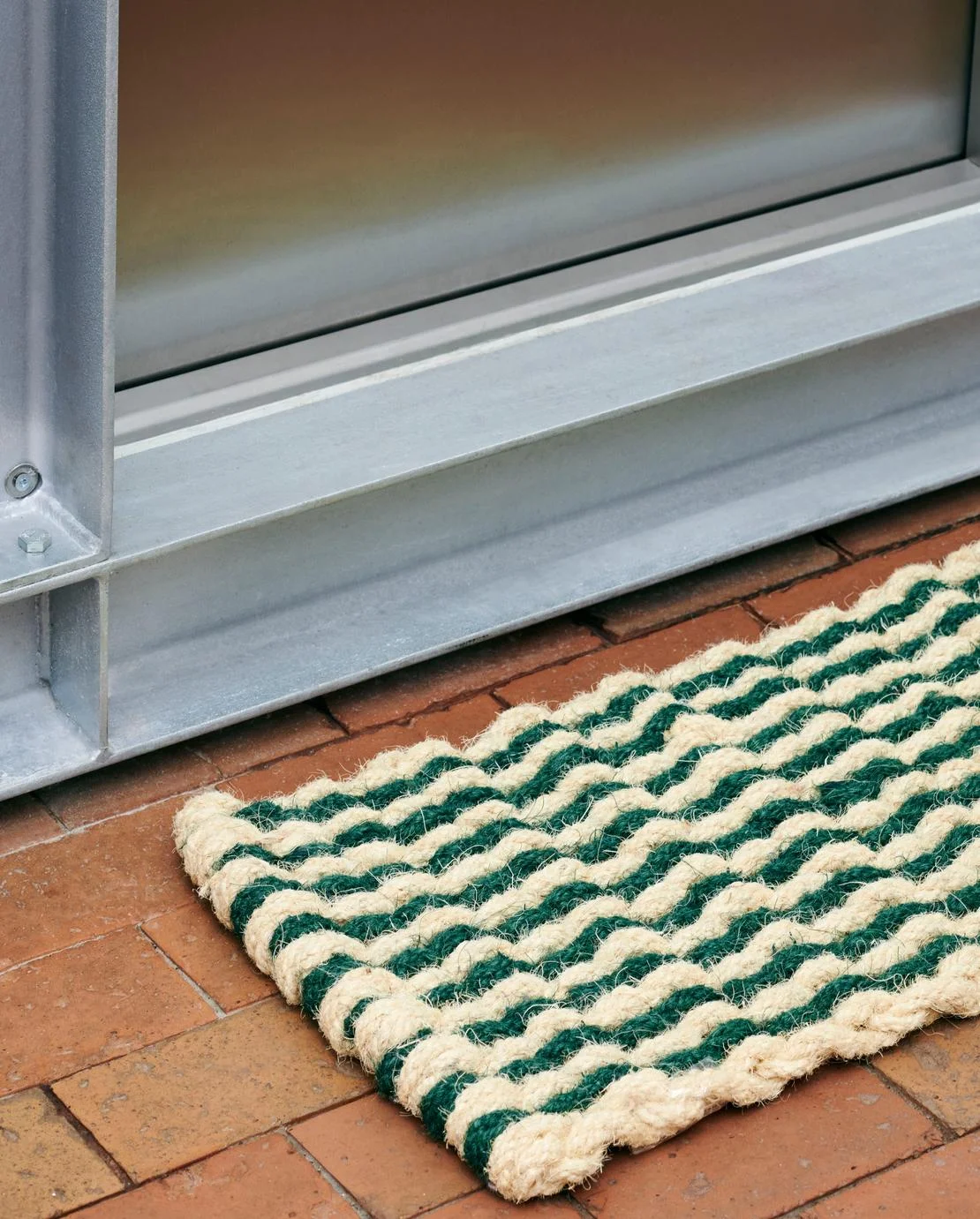 Coco Door Mat Stripe Wave Dark green, white