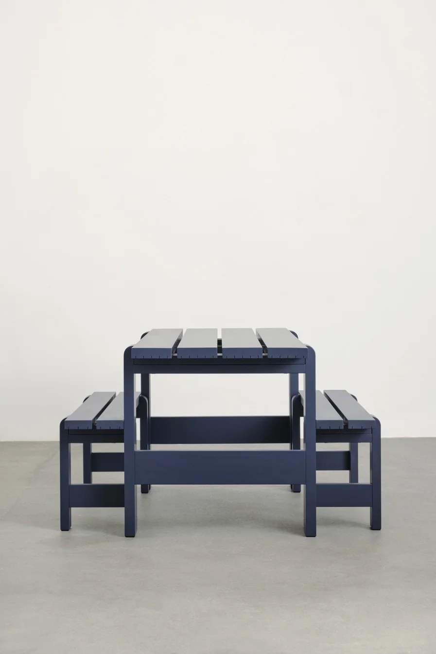 Weekday Bench L140 Steel blue