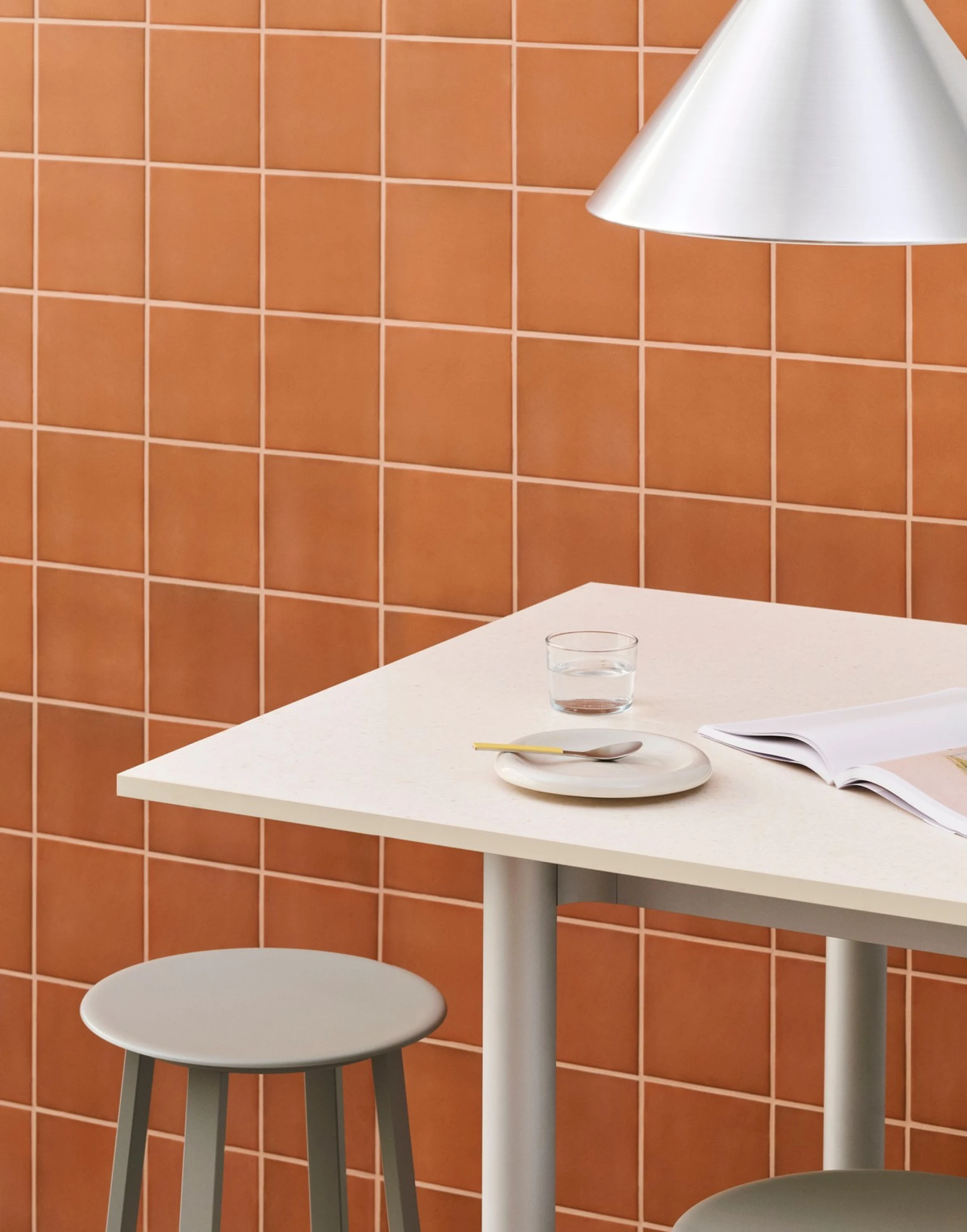 Annex Table Overhang