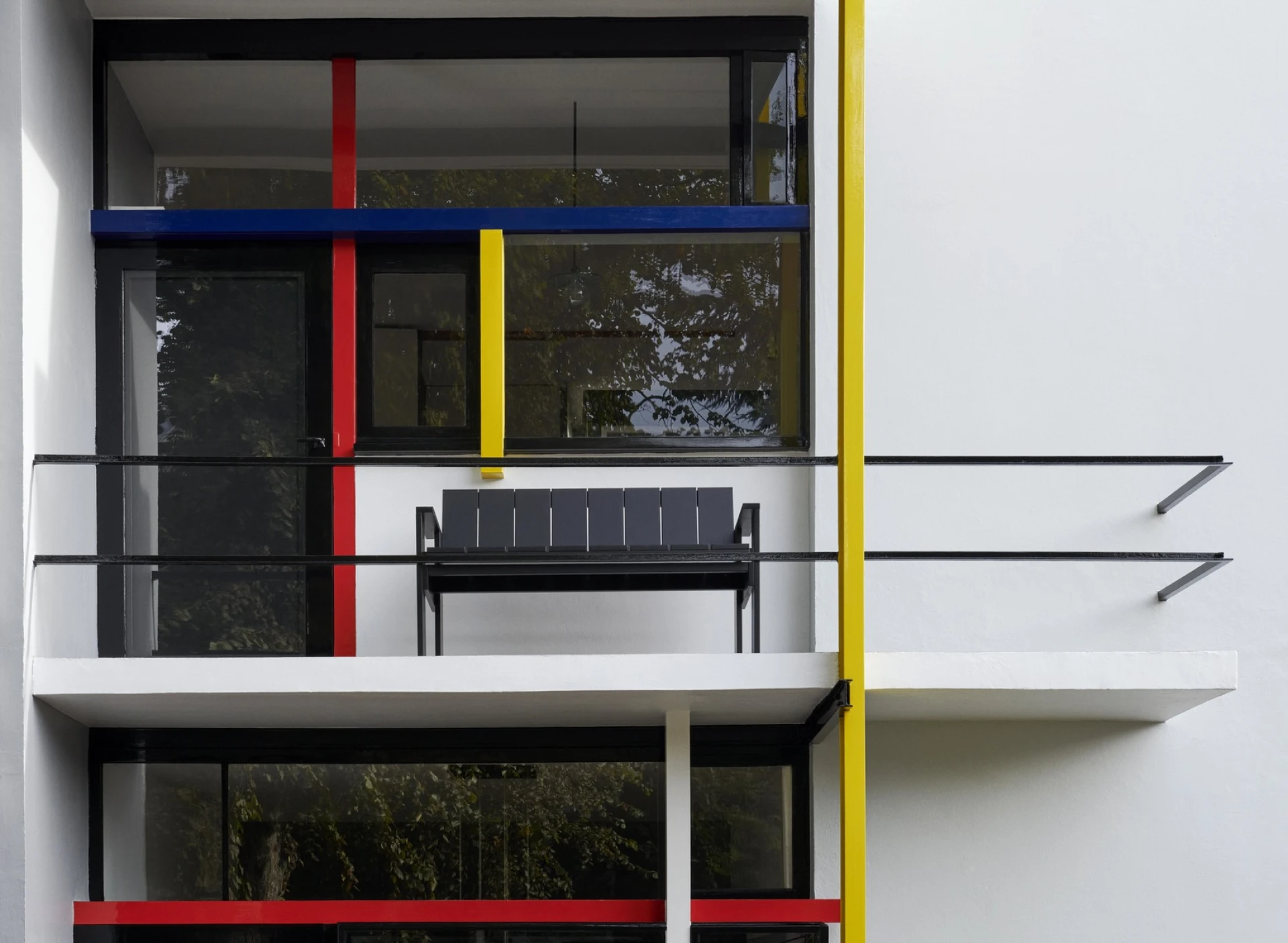 Crate Dining Bench Black