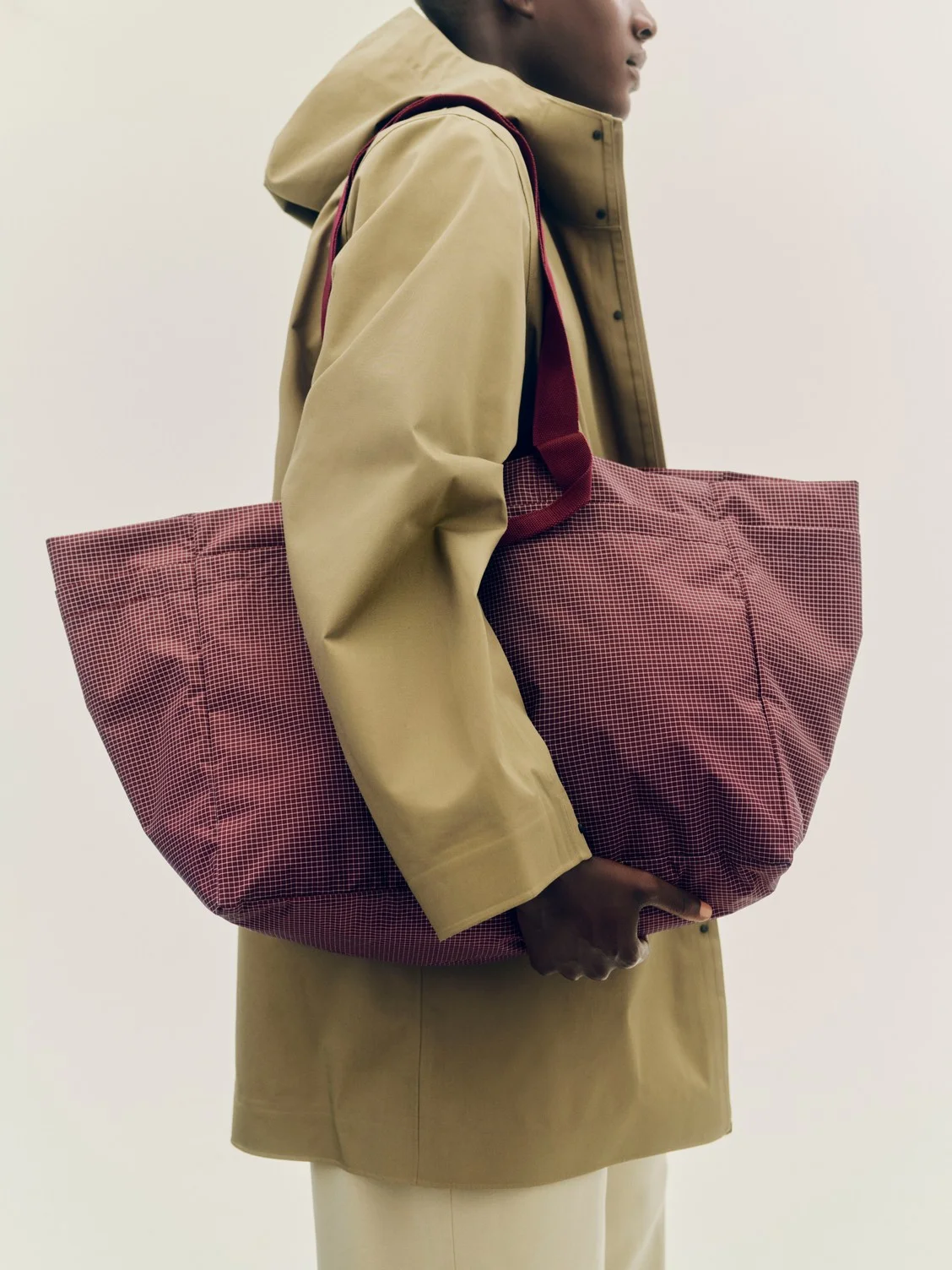 Grid Weekend Bag Large Burgundy