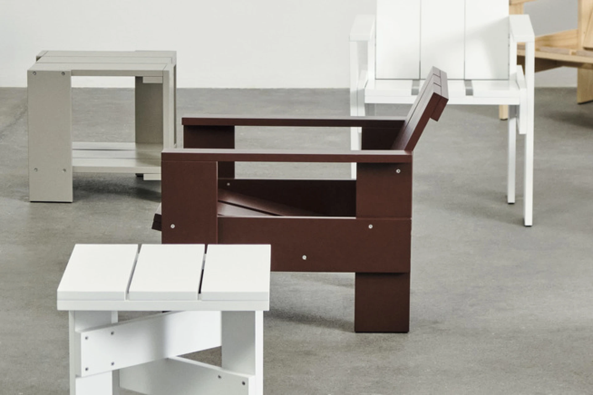 Crate Low Table White