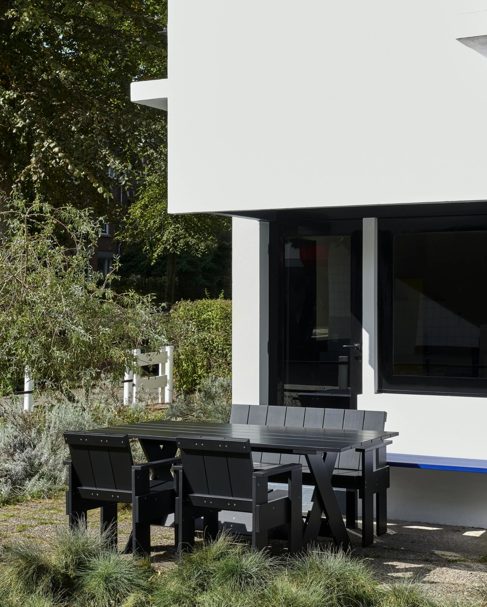 Crate Dining Table L180 Black