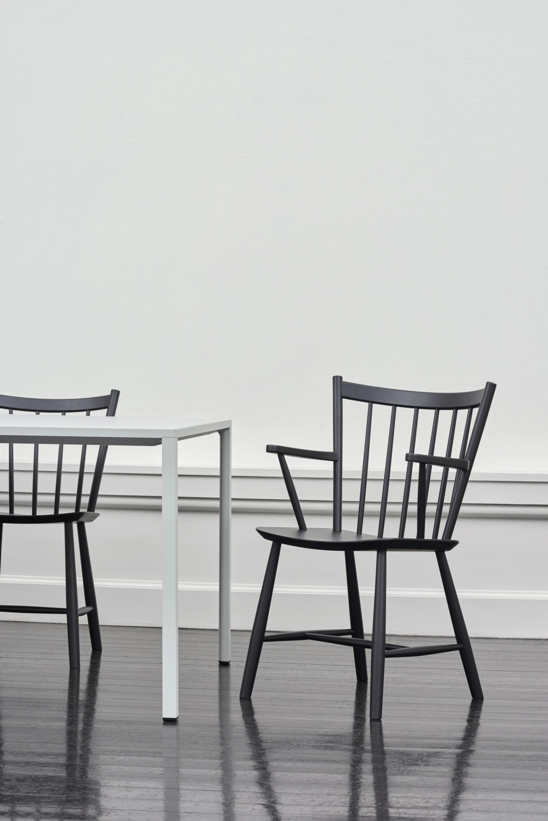 J42 Chair Beech Black 