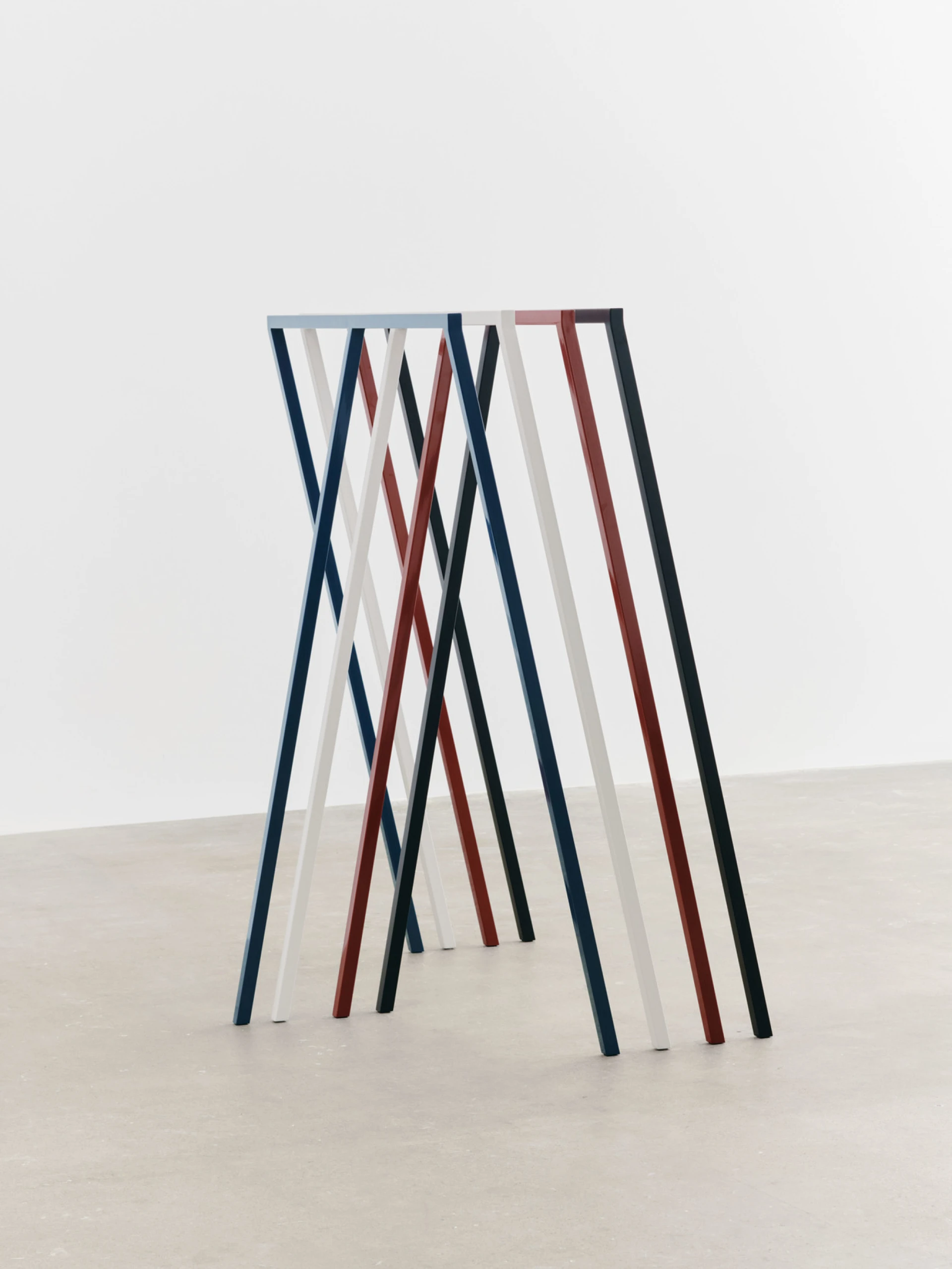 Loop Stand Wardrobe White