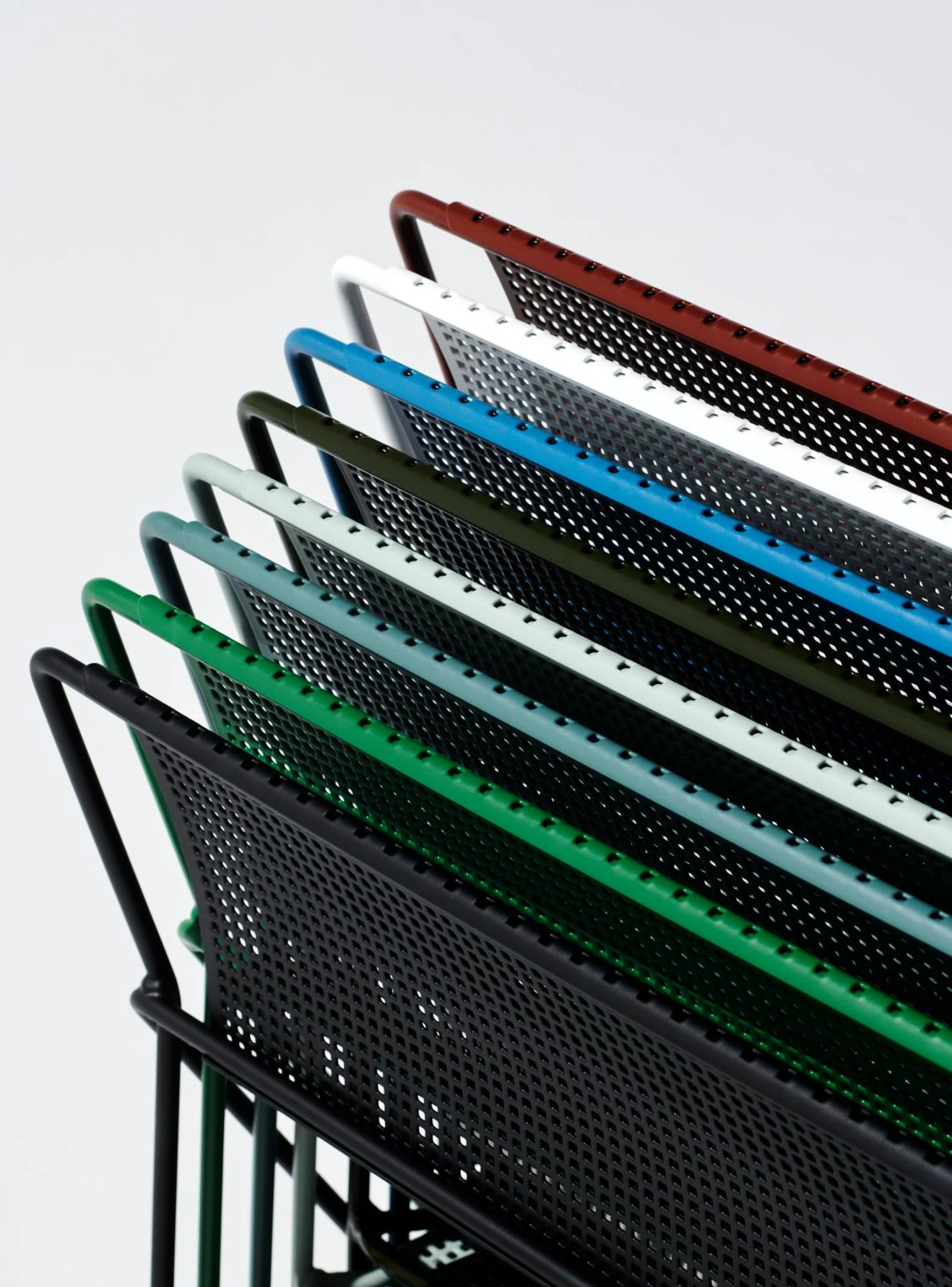 X-Line Chair Pale linden powder coated steel base - Pale linden powder coated seat/back X-Line Chair Pale linden powder coated steel base - Pale linden powder coated seat/back