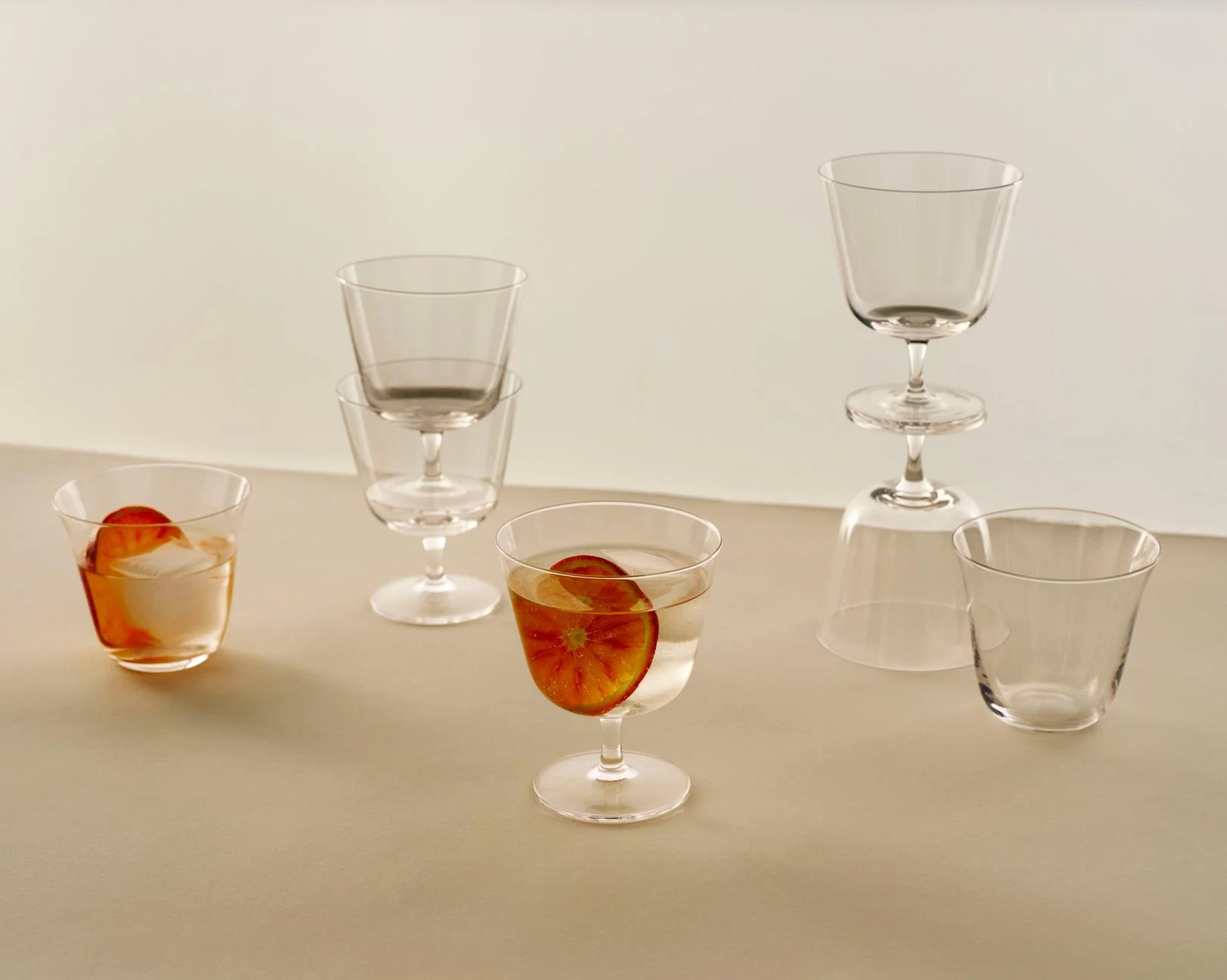 Curve Stem Glass Set of 2 Small Clear