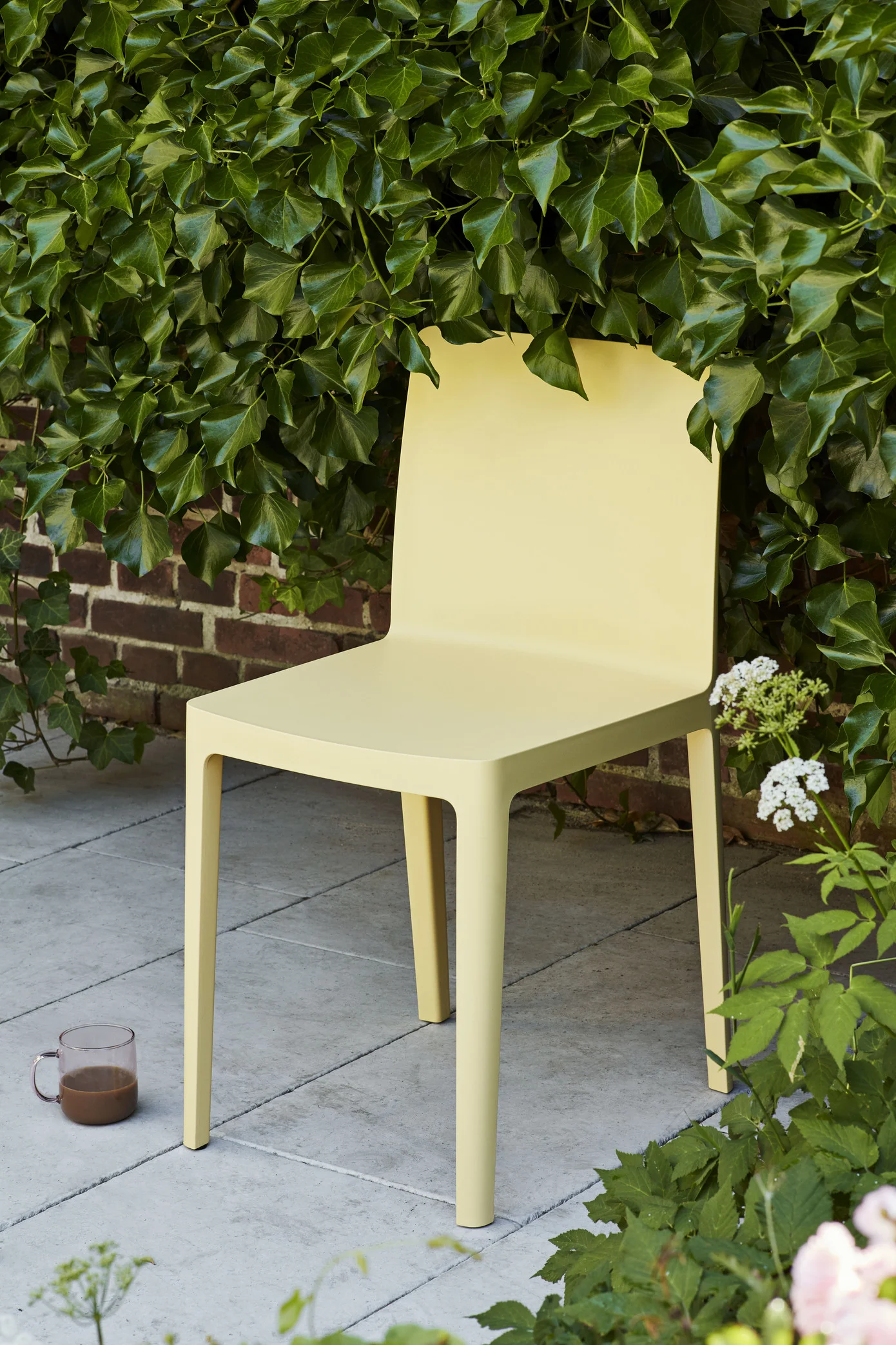 Elementaire Chair Light yellow 