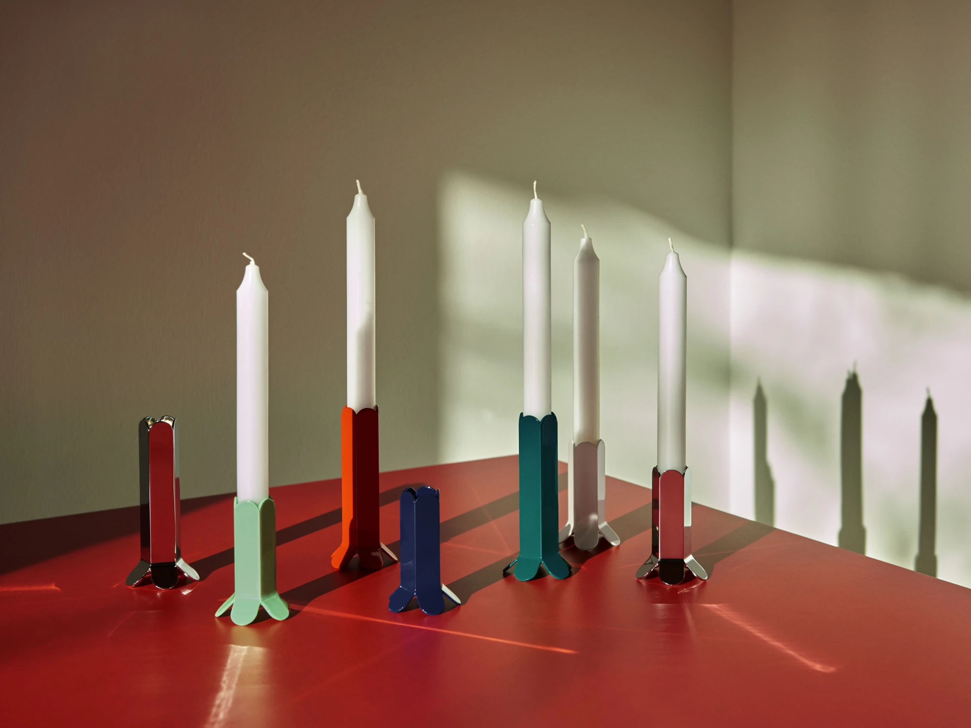 Arcs Candleholder L Red