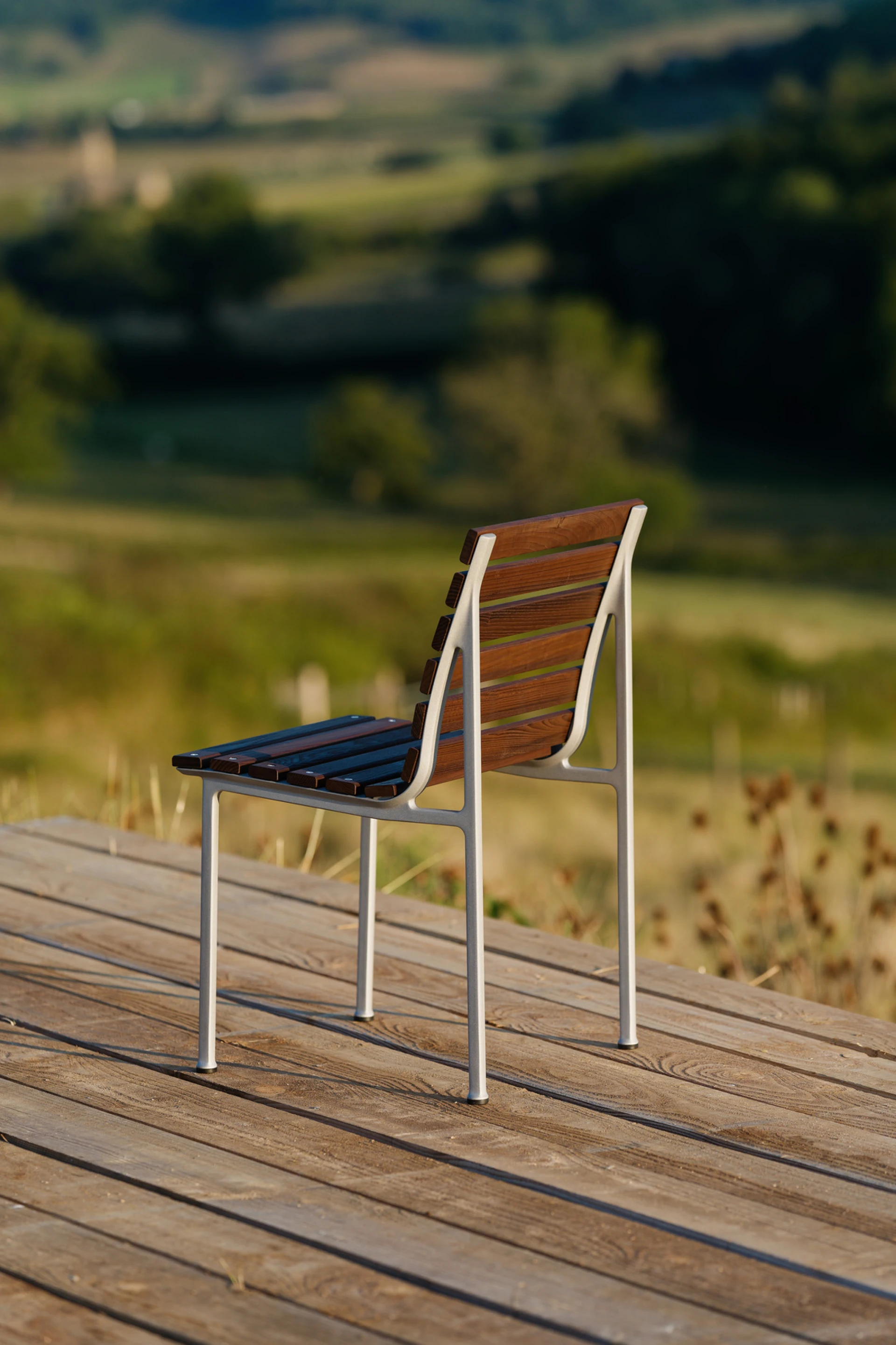 Traverse Chair