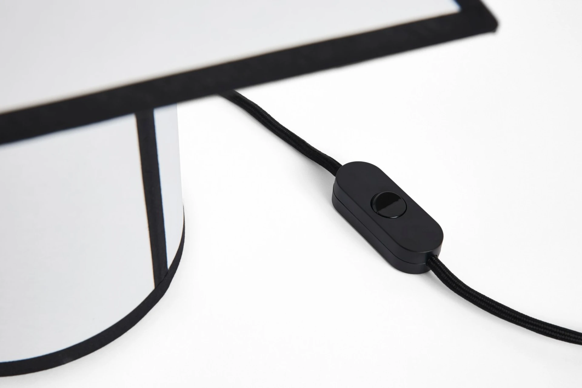 Ava Pyramid Table Lamp 290 White