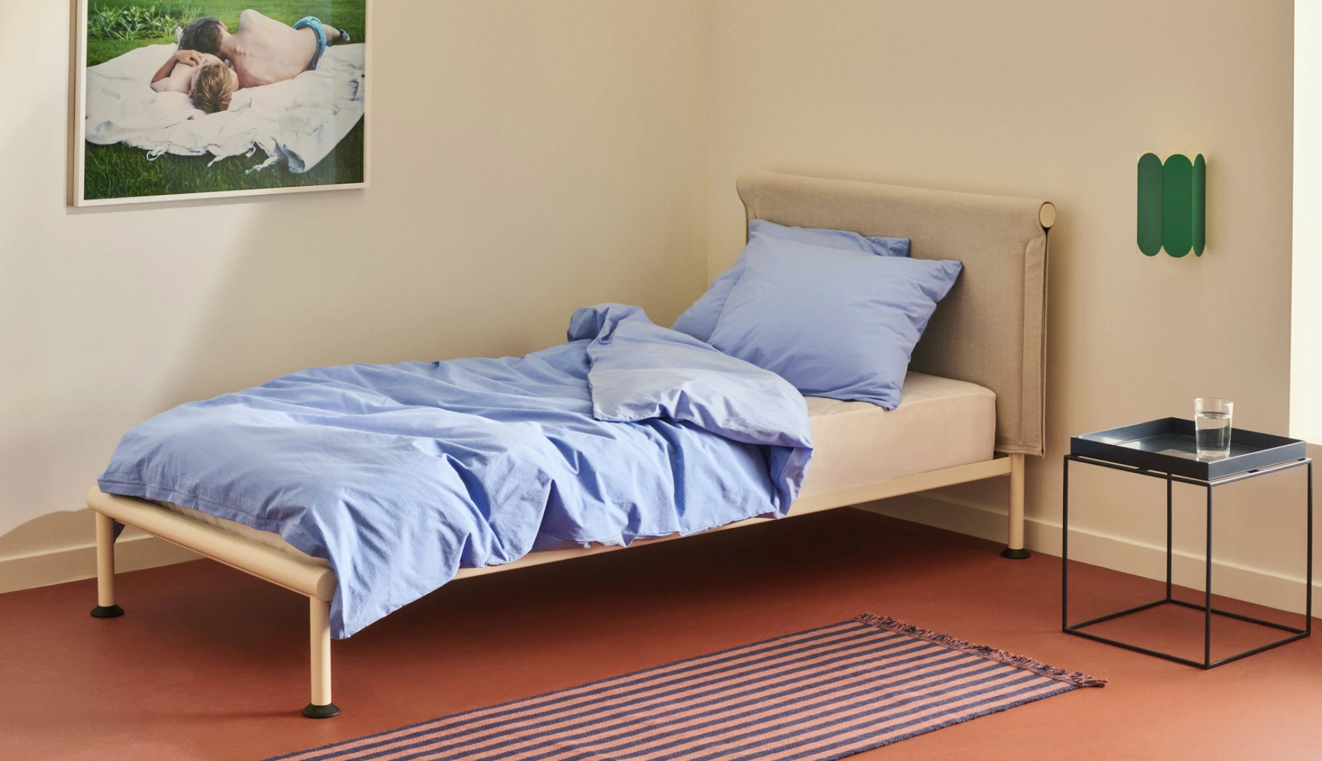 Tamoto Bed