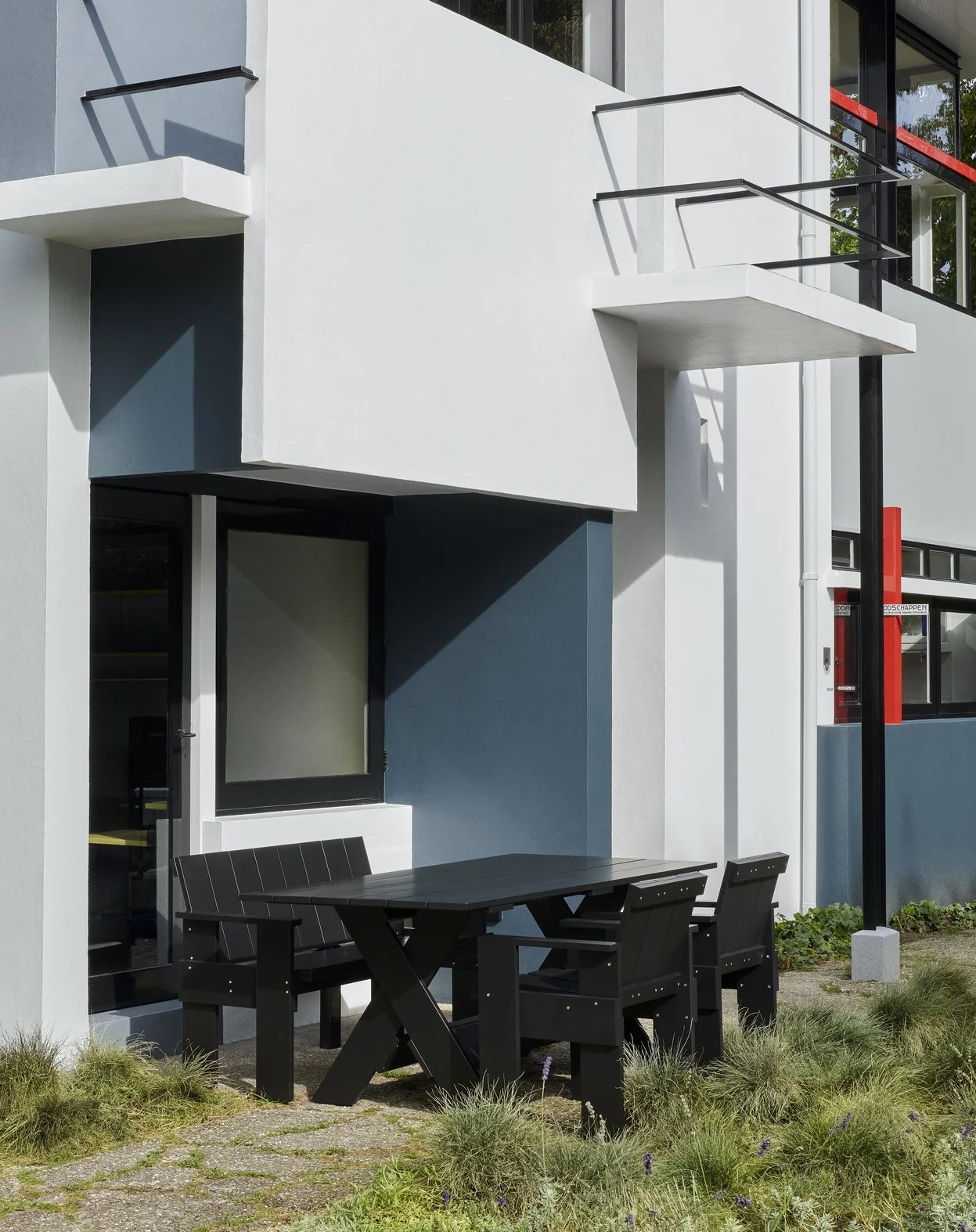 Crate Dining Table L180 Black