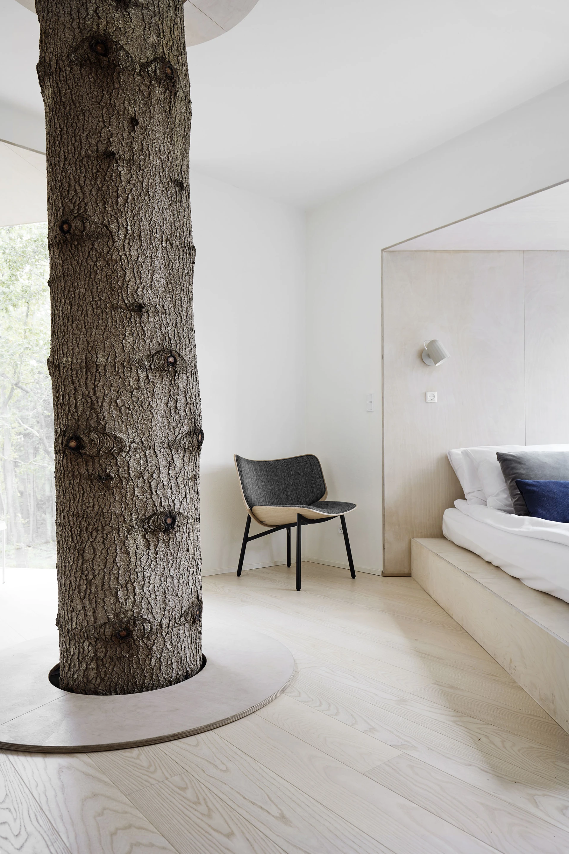 Noc Wall Button Off-white