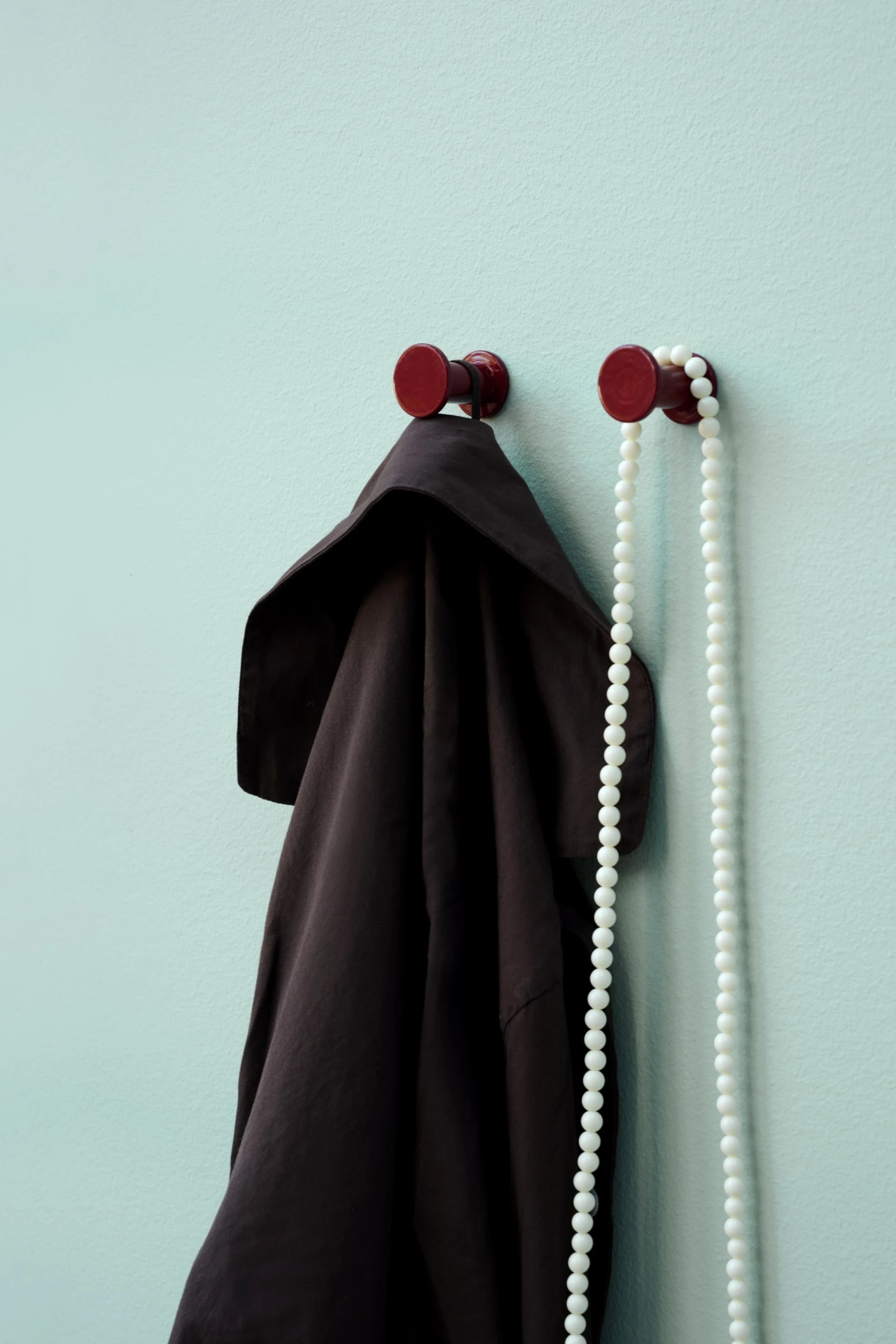 Bolt Hook Set of 2 Red