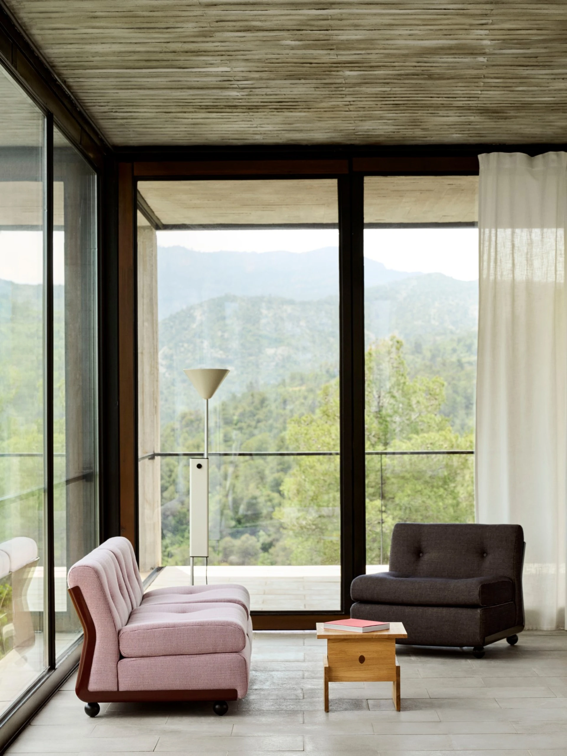 Wood Box Coffee Table Oiled oak