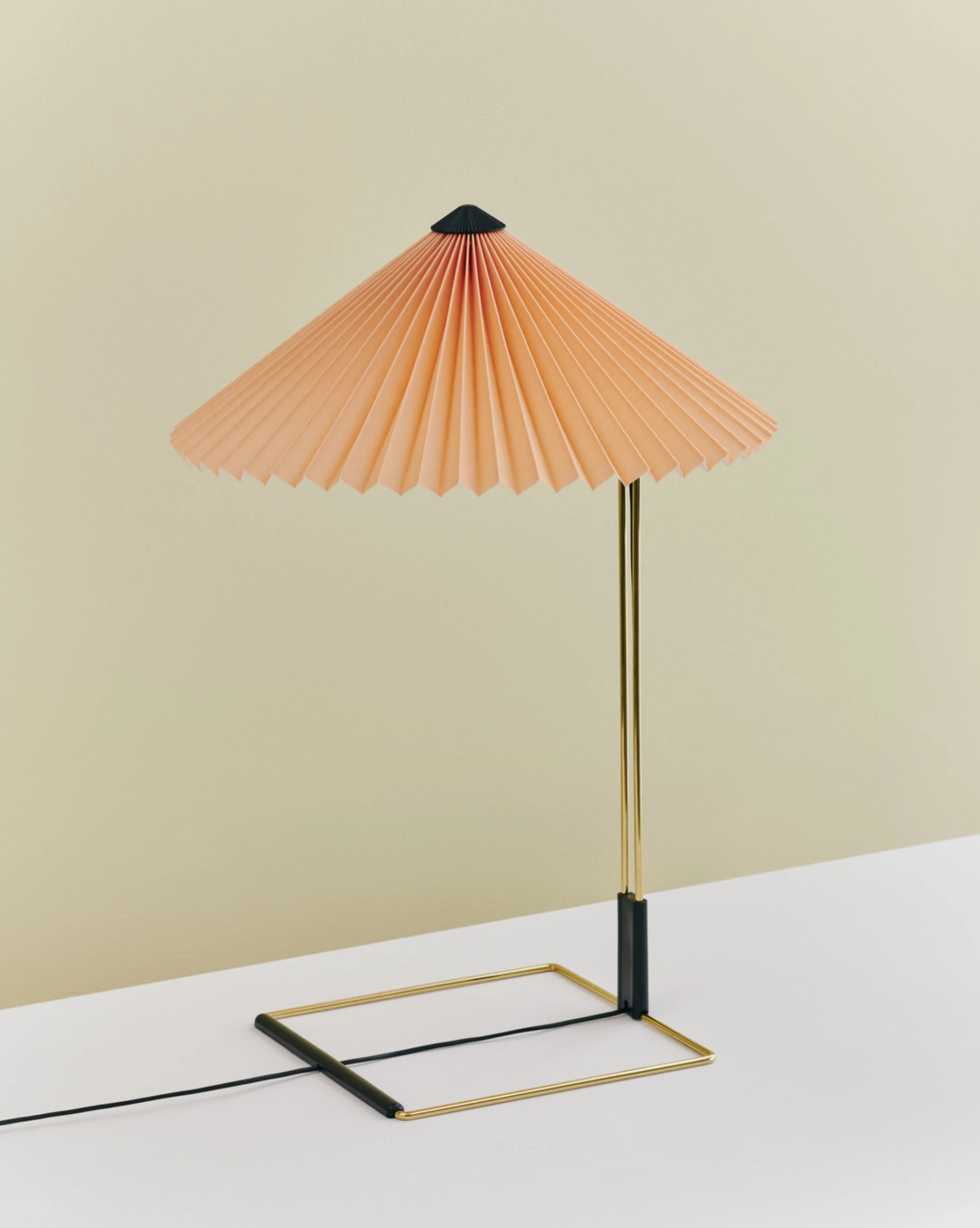 Matin Table Lamp 380 Peach