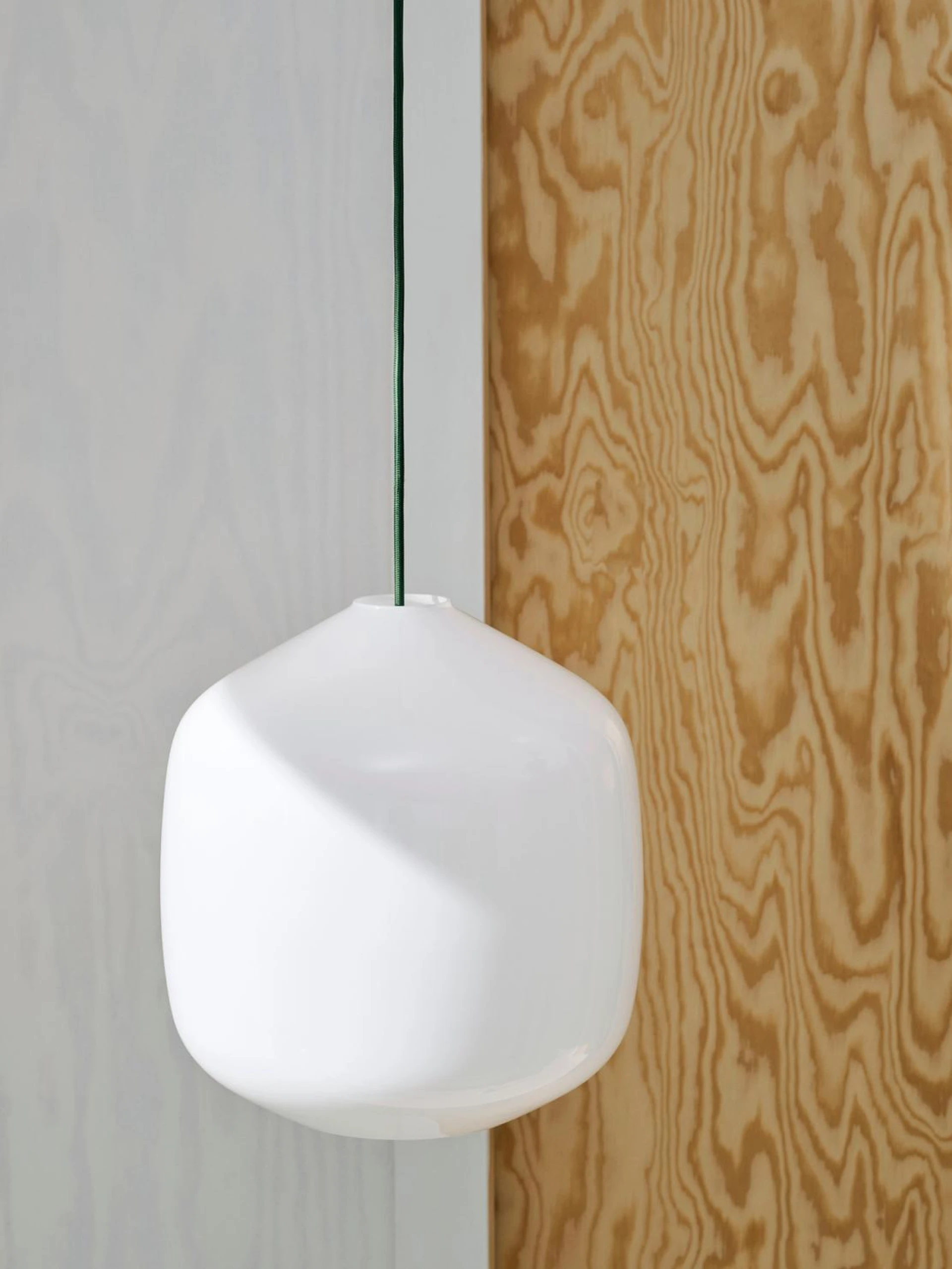 Buoy Glass Pendant 200
