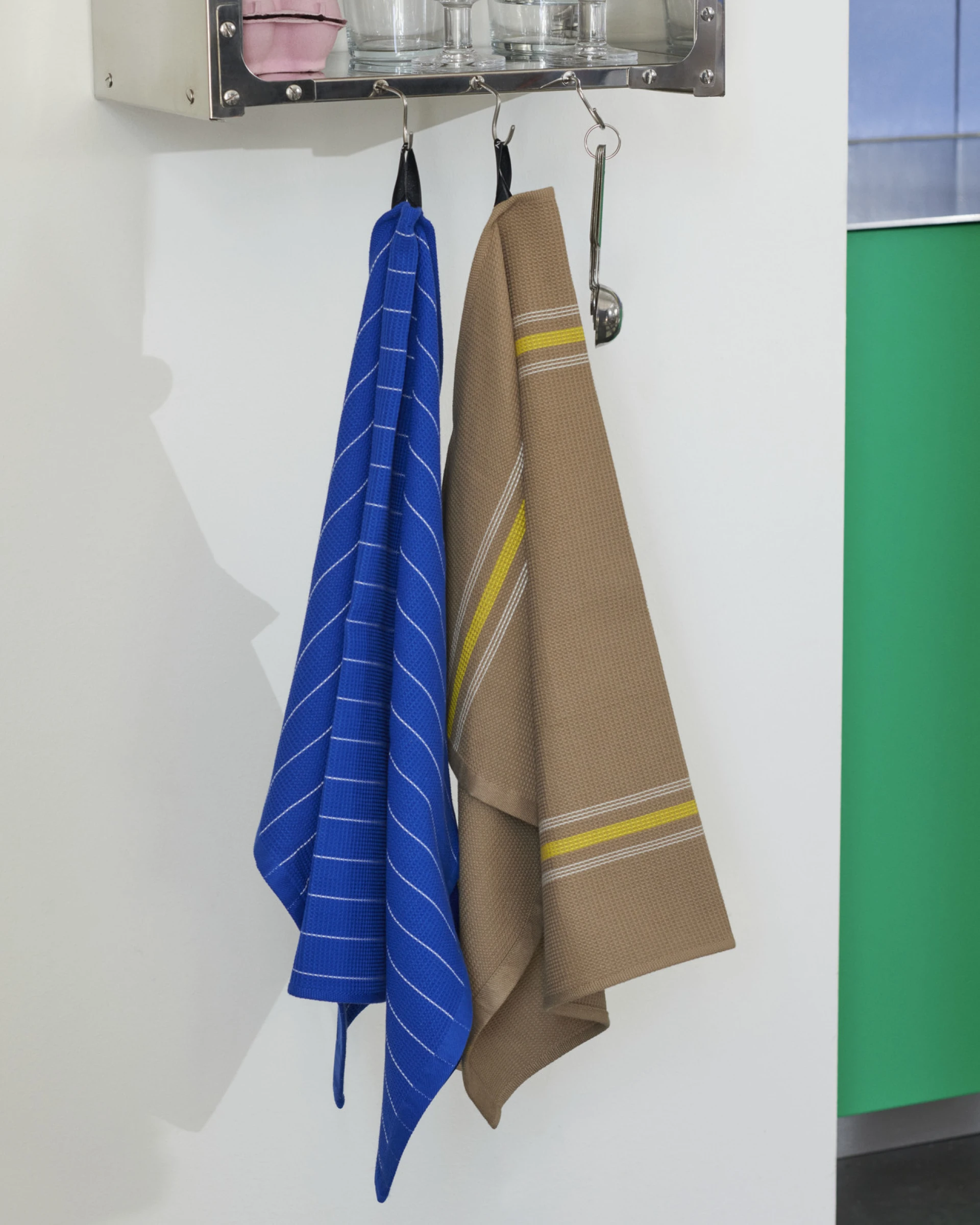 Canteen Tea Towel Blue pinstripe 