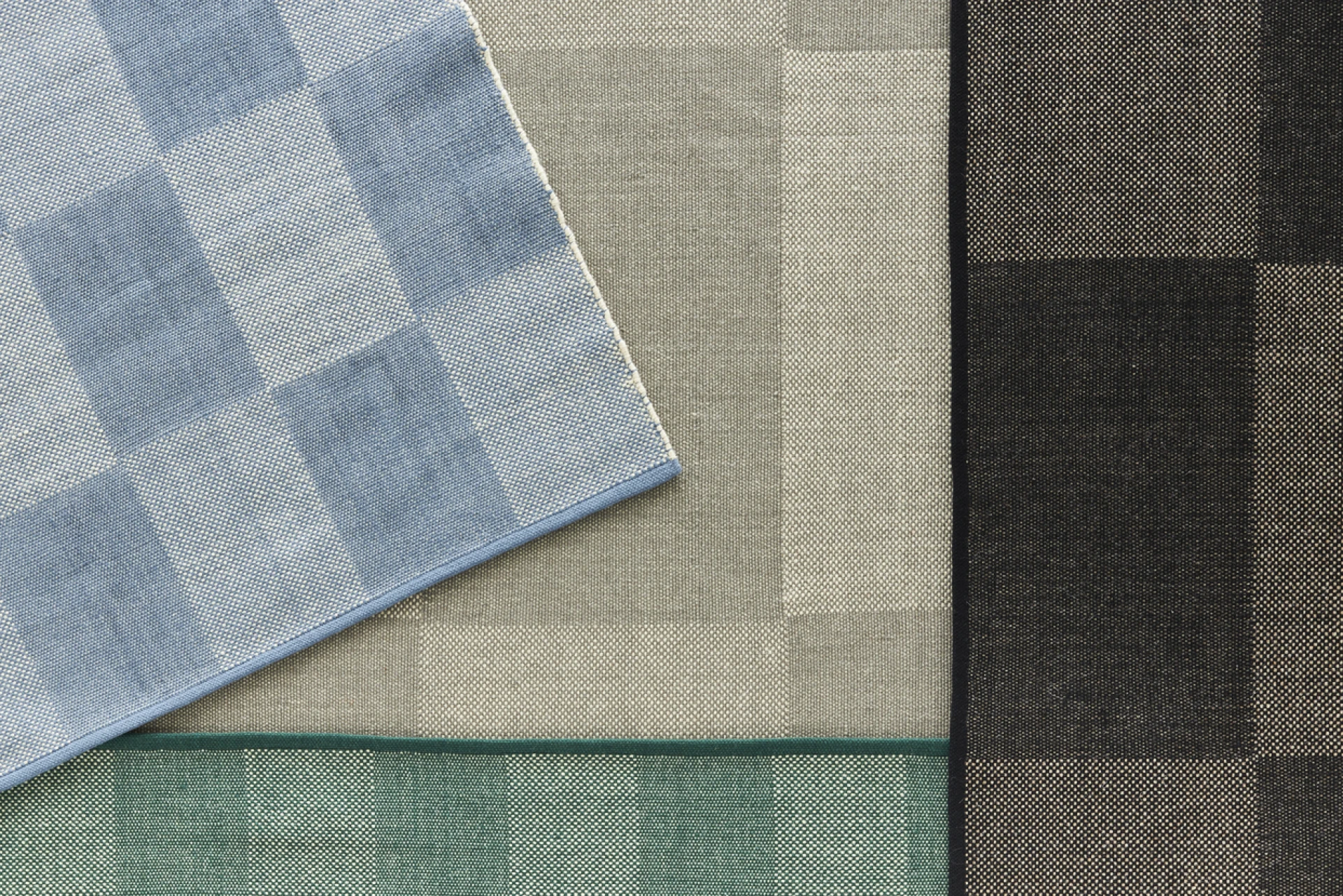 Check Rug 200 x 300 Black L Check