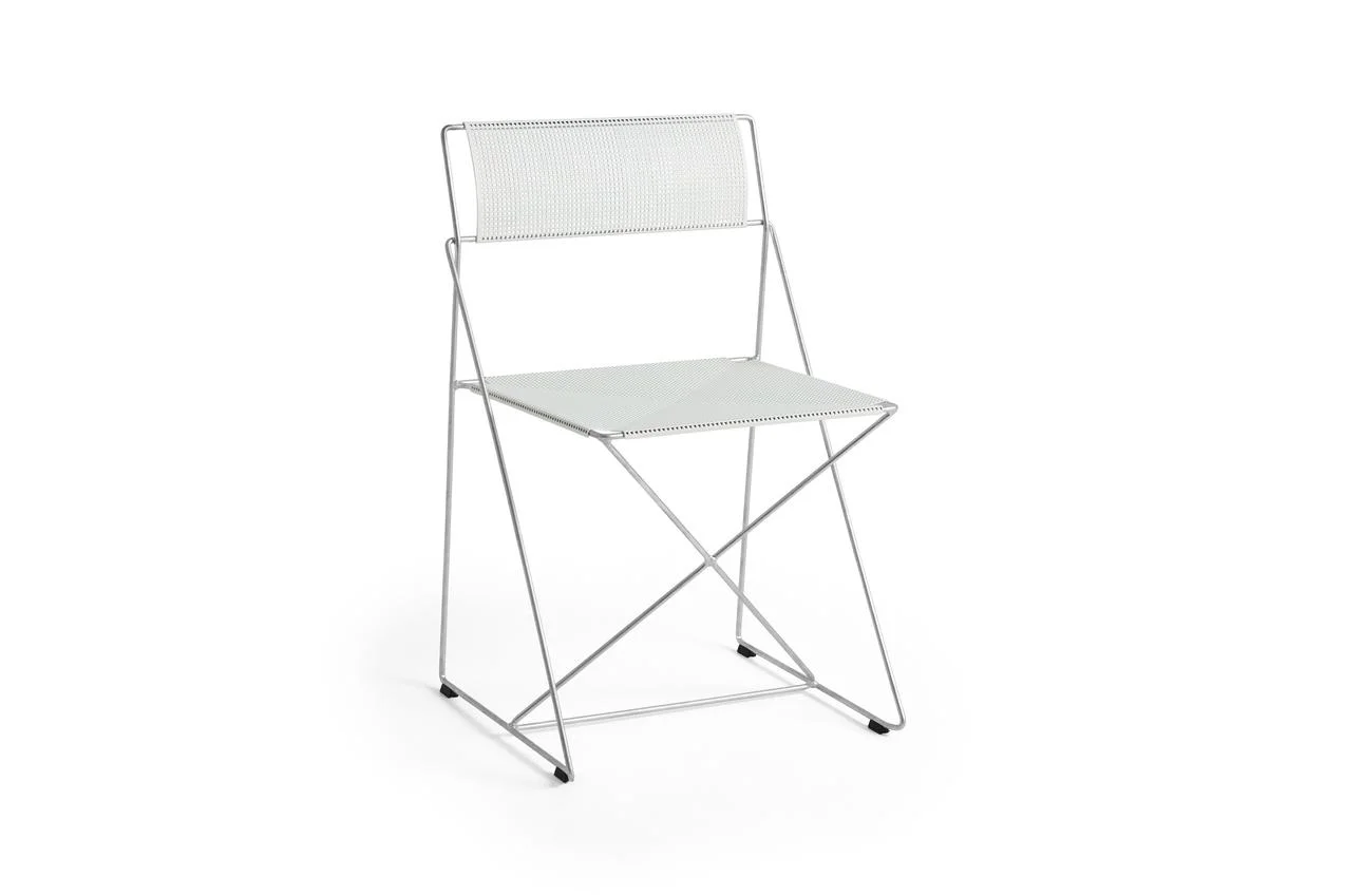 X-Line Chair Galvanised base - Chalk white powder coated seat/back