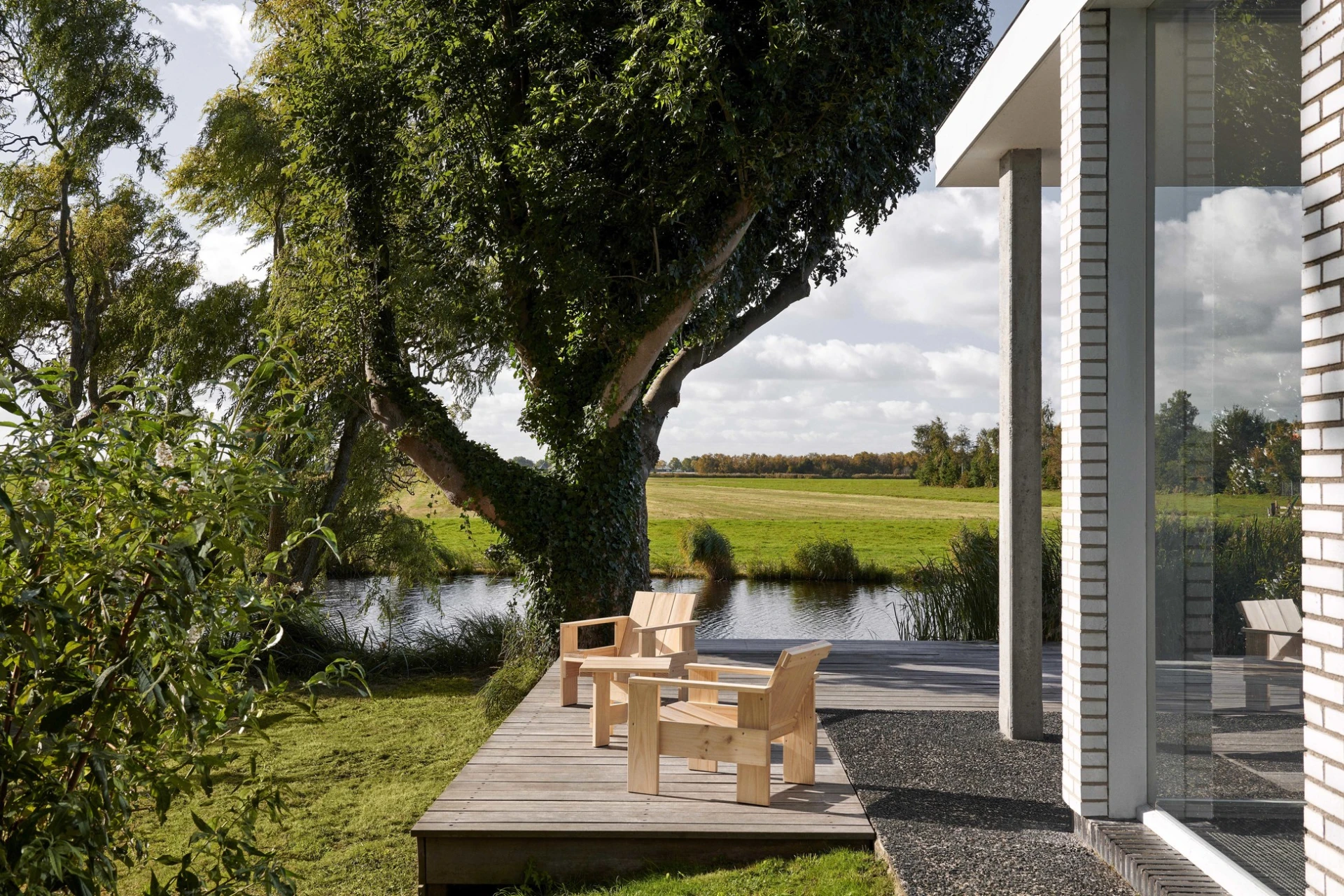 Crate Lounge Chair Natural