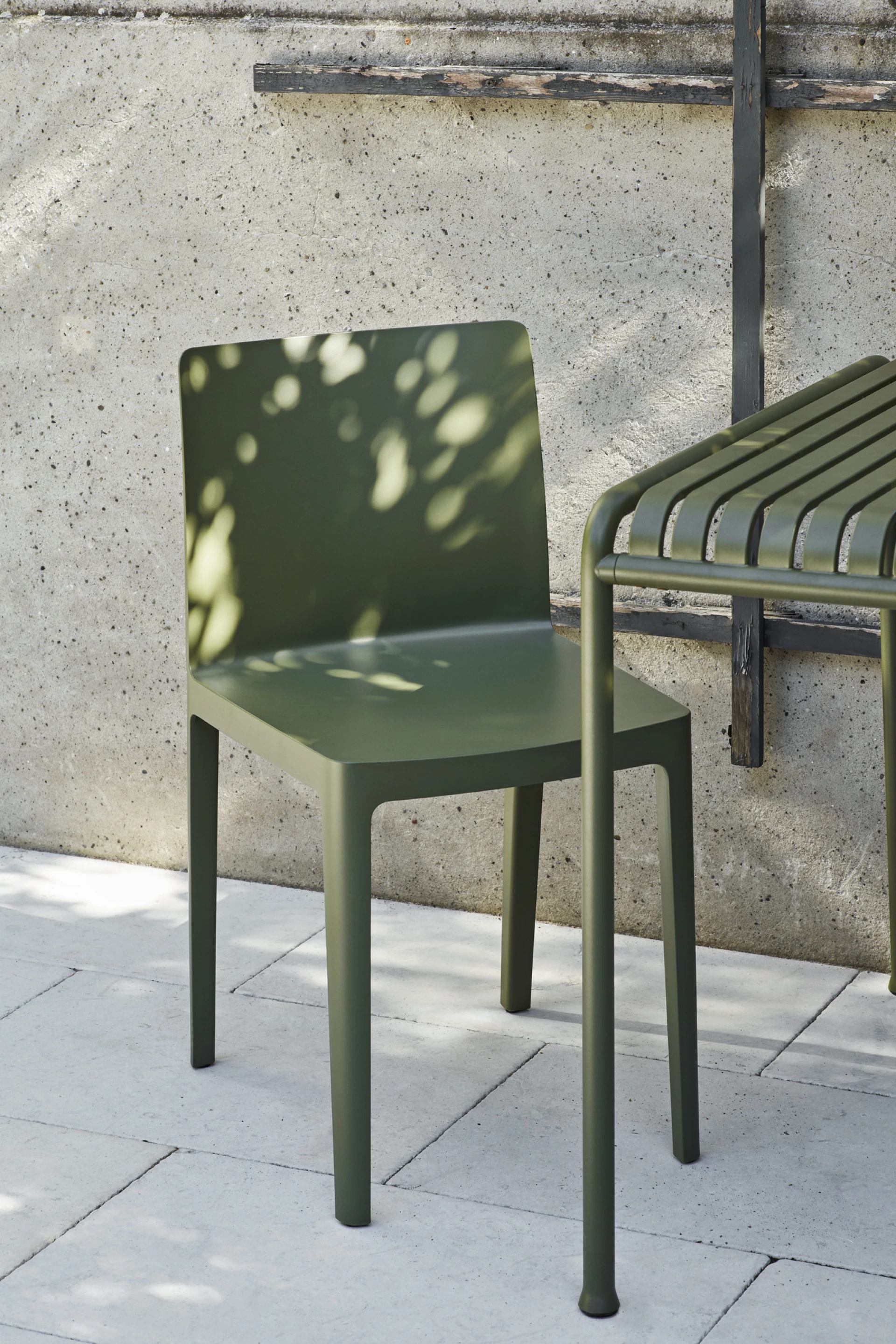 Elementaire Chair Olive 