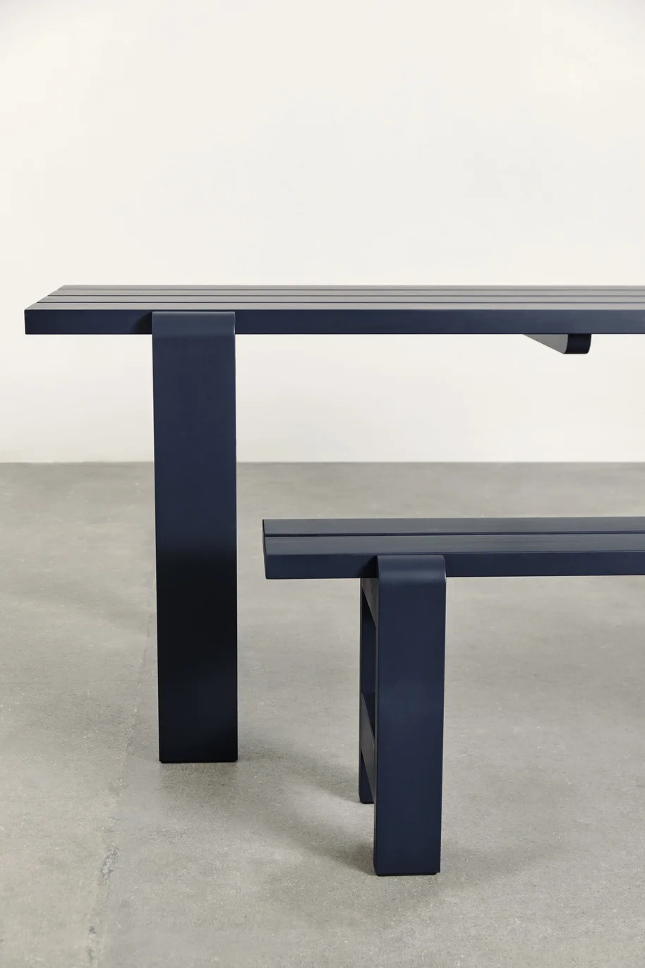 Weekday Bench L140 Steel blue