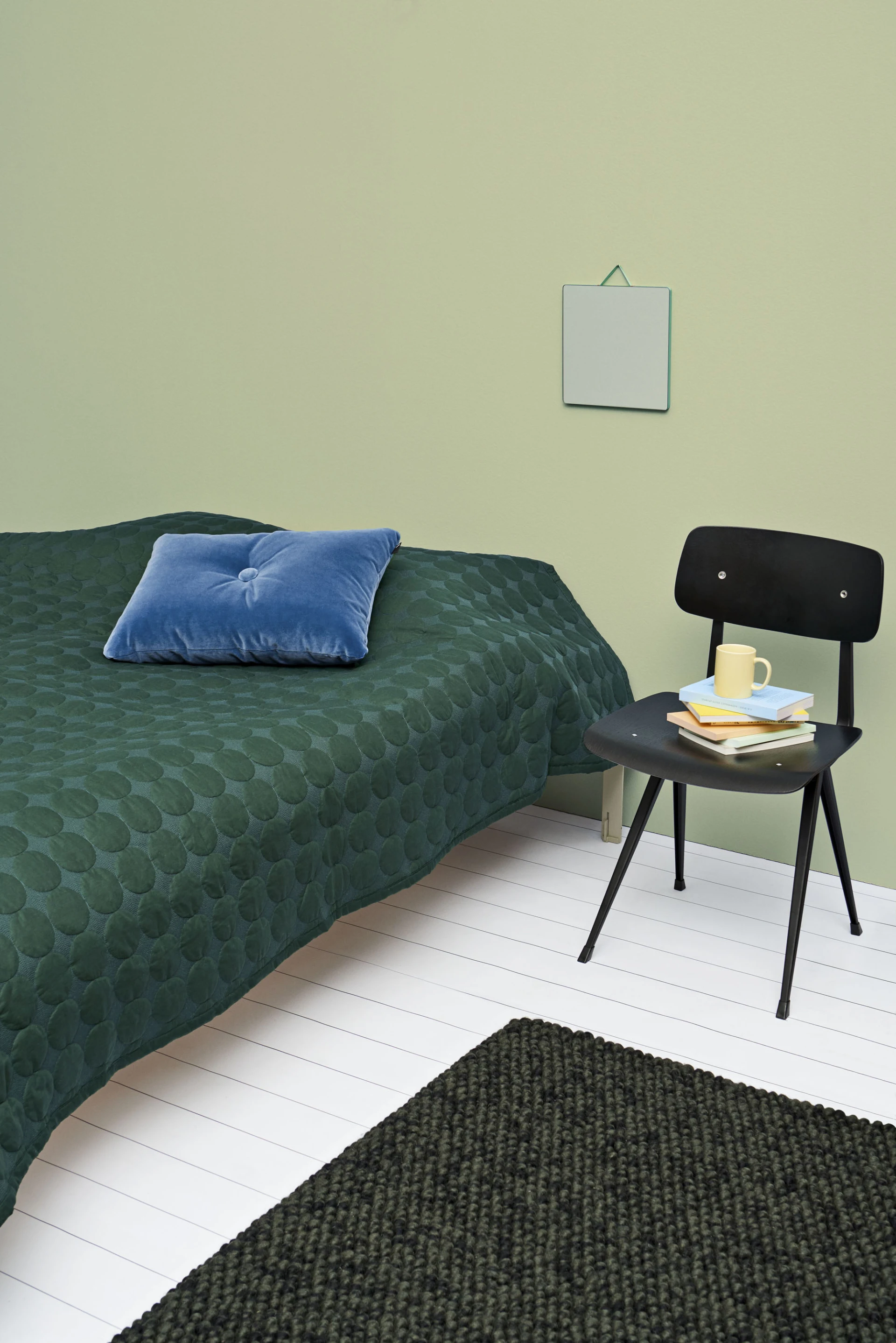 Peas 170 x 240 Dark grey