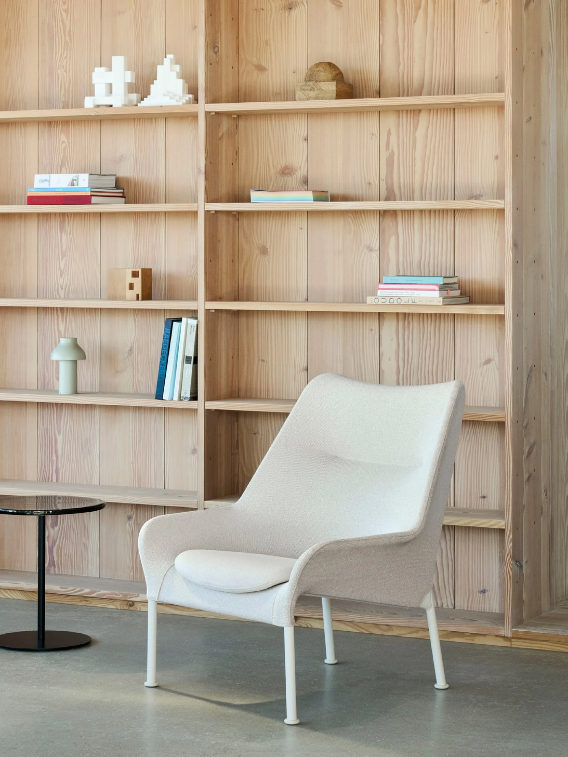 O2 Lounge Chair