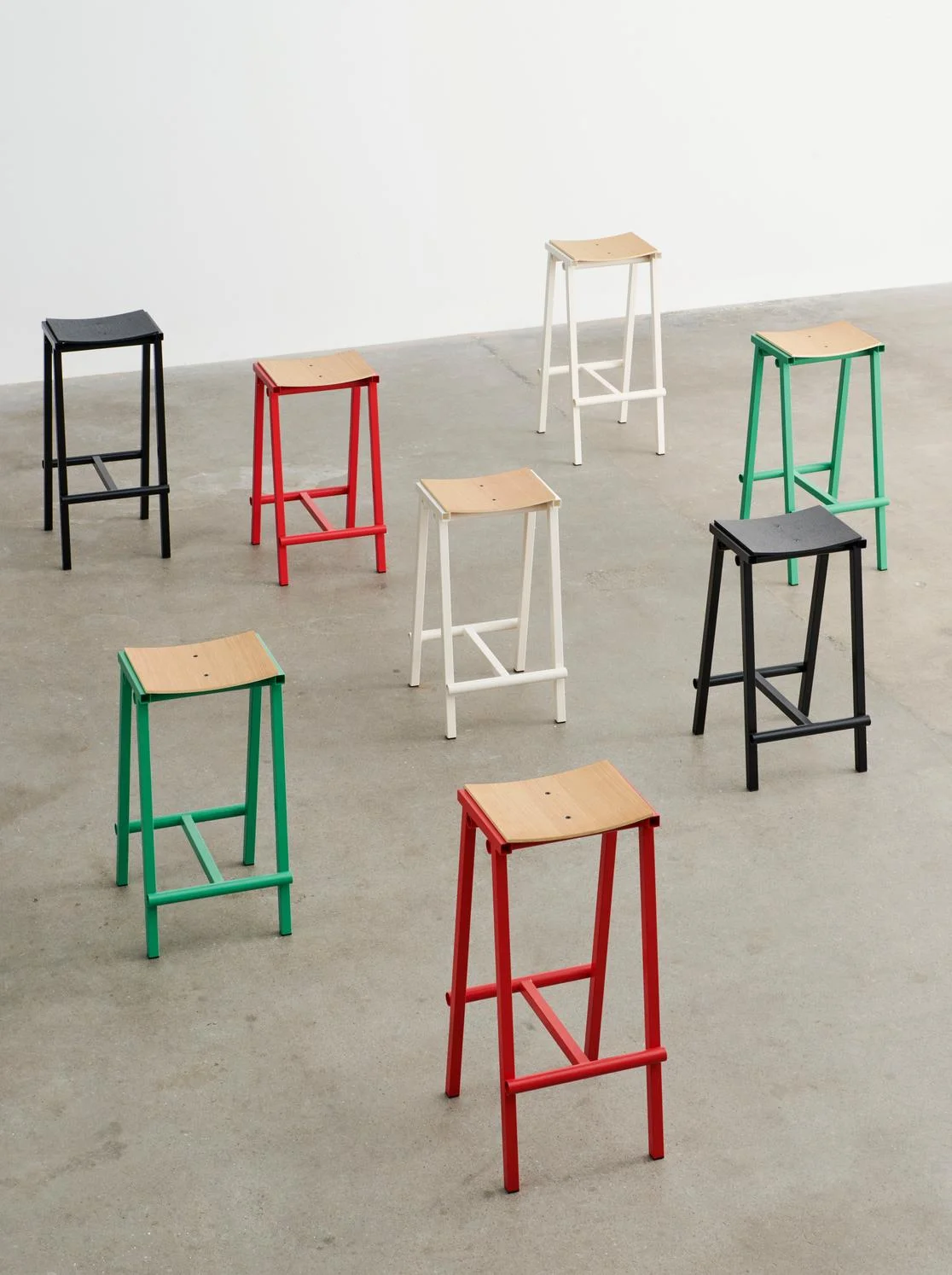 Taburete 8 Bar Stool High