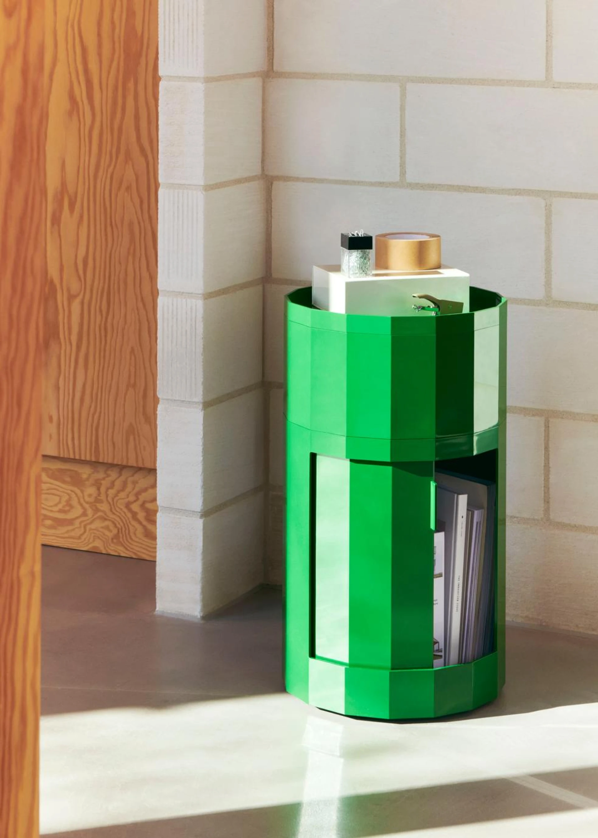 Facet Cabinet High Spinach green
