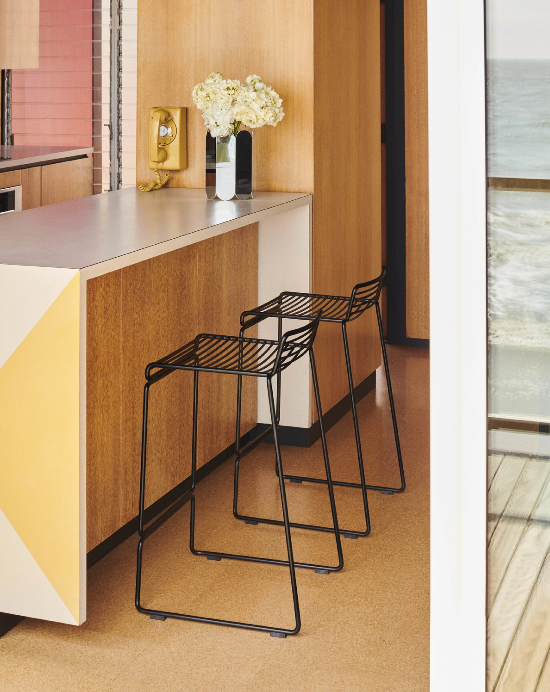 Hee Bar Stool Low Black